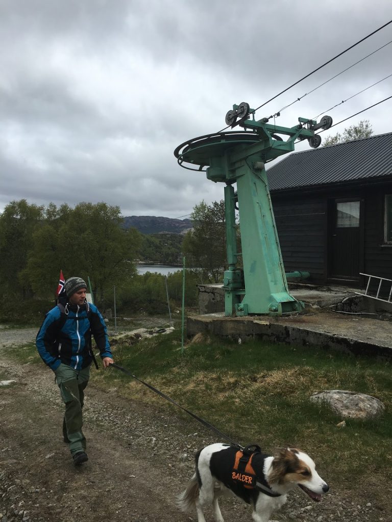 vallresknuten